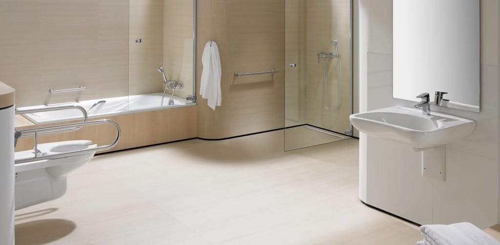 Baño adaptado para personas con discapacidad o movilidad reducida Baño adaptado para personas con movilidad reducida o discapacitados